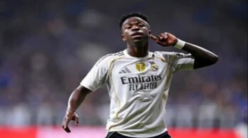 فينيسيوس يحذف صورة قميصه.. ردًا على صيحات الاستهجان في البرنابيو